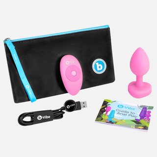 Remote Control Vibrating Dildo Jewelled Heart Plug - S/M